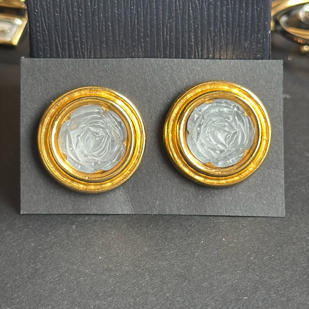Classic Round Gold Tone Clip on Earrings w Frosted Rose Center Signed Ivana